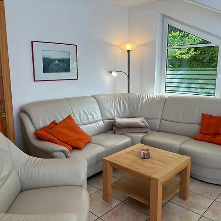 Haus Oie Idyll Mit Balkon 10 Minuten Zum * Zinnowitz